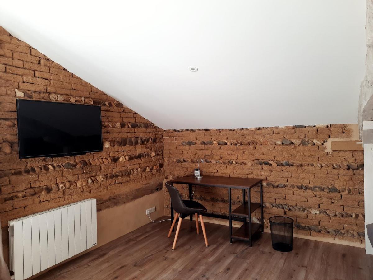 Les Chambres De Lili Saint-Loup  Dış mekan fotoğraf