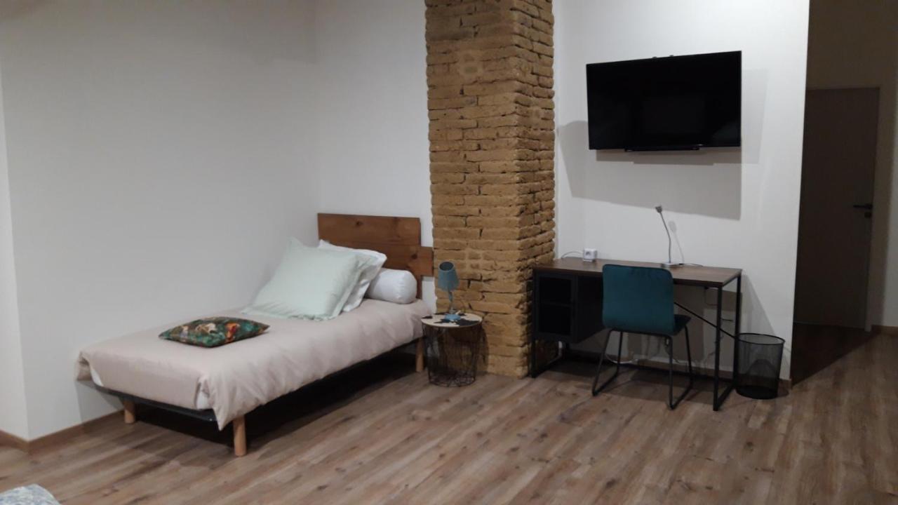 Les Chambres De Lili Saint-Loup  Dış mekan fotoğraf