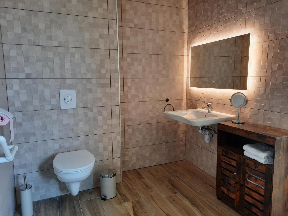 Les Chambres De Lili Saint-Loup  Dış mekan fotoğraf